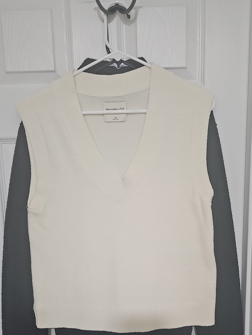 Abercrombie & Fitch Cream V-Neck Knit Vest. Vest Only